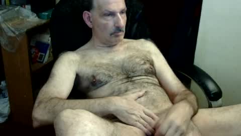 Snapshot of loades182025 chatting on June 13, 2026, 8:45 am loades182025 online show from June 13, 2026, 8:45 am