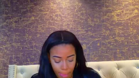 Snapshot of loana_vegas chatting on June 20, 2026, 4:10 pm LOANA online show from June 20, 2026, 4:10 pm
