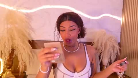 Snapshot of loana_vegas chatting on July 20, 2026, 4:09 pm LOANA online show from July 20, 2026, 4:09 pm