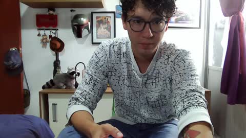 Lobo online show from December 5, 2024, 4:01 pm