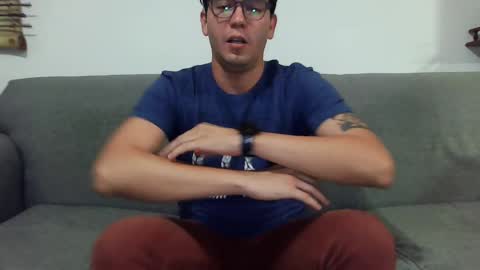 Lobo online show from February 11, 2025, 2:14 am