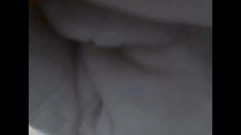 lodovicense1984 online show from December 3, 2025, 3:21 pm