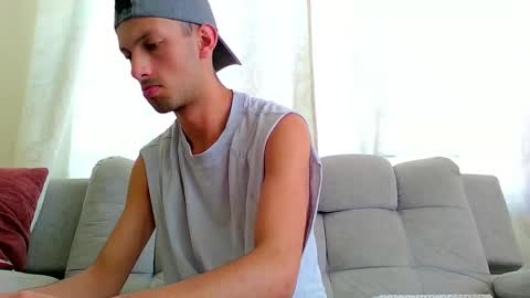 Snapshot of logaan_grey chatting on November 7, 2025, 4:18 pm logaan_grey online show from November 7, 2025, 4:18 pm