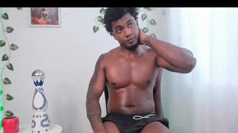 LOGAN DRAKE online show from March 12, 2025, 1:19 pm