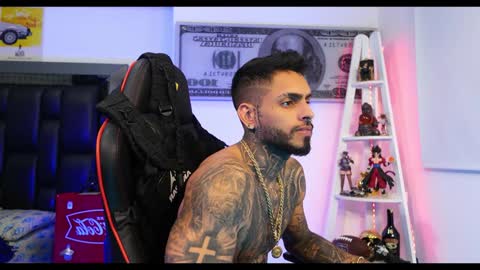 Snapshot of logan_hugh8 chatting on January 28, 2025, 11:38 am logan_hugh8 online show from January 28, 2025, 11:38 am