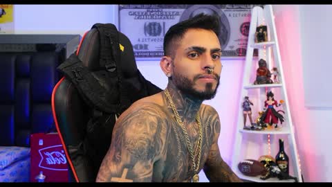 Snapshot of logan_hugh8 chatting on January 28, 2025, 4:30 pm logan_hugh8 online show from January 28, 2025, 4:30 pm