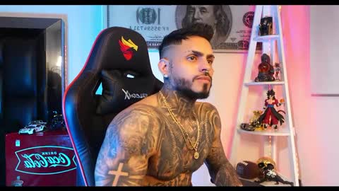 Snapshot of logan_hugh8 chatting on February 24, 2025, 7:00 am logan_hugh8 online show from February 24, 2025, 7:00 am