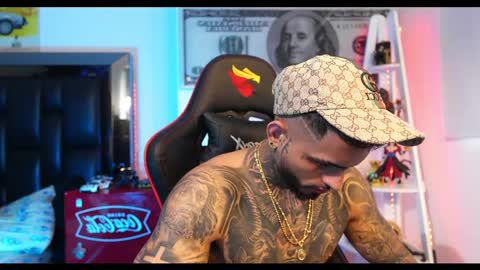 Snapshot of logan_hugh8 chatting on February 24, 2025, 1:31 pm logan_hugh8 online show from February 24, 2025, 1:31 pm