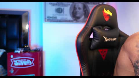 Snapshot of logan_hugh8 chatting on February 28, 2025, 10:52 am logan_hugh8 online show from February 28, 2025, 10:52 am