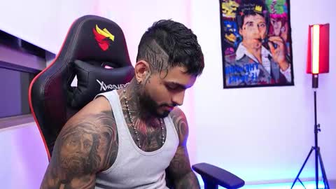 Snapshot of logan_hugh8 chatting on October 22, 2025, 3:29 am logan_hugh8 online show from October 22, 2025, 3:29 am