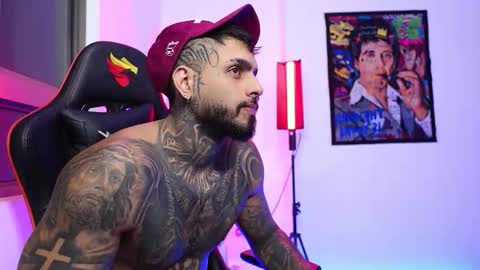 Snapshot of logan_hugh8 chatting on November 4, 2025, 6:45 am logan_hugh8 online show from November 4, 2025, 6:45 am