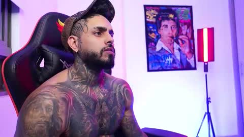 Snapshot of logan_hugh8 chatting on November 5, 2025, 6:46 am logan_hugh8 online show from November 5, 2025, 6:46 am