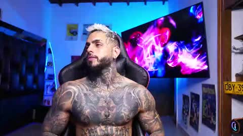 logan_hugh8 online show from March 6, 2026, 9:50 am