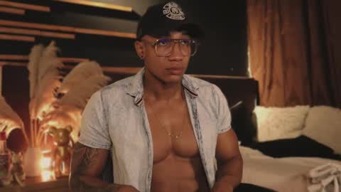 Snapshot of logan_varela chatting on January 24, 2025, 3:02 pm logan_varela online show from January 24, 2025, 3:02 pm