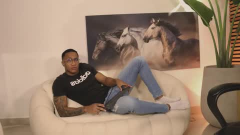 Snapshot of logan_varela chatting on February 1, 2025, 11:16 pm logan_varela online show from February 1, 2025, 11:16 pm