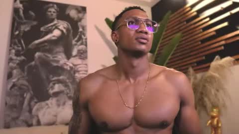 Snapshot of logan_varela chatting on February 12, 2025, 1:30 am logan_varela online show from February 12, 2025, 1:30 am