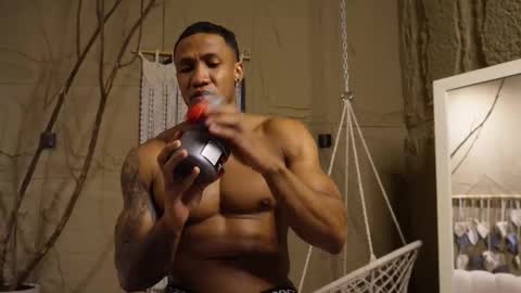 Snapshot of logan_varela chatting on September 9, 2025, 10:59 am logan_varela online show from September 9, 2025, 10:59 am