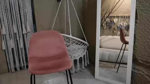 Snapshot of logan_varela chatting on September 13, 2025, 12:05 pm logan_varela online show from September 13, 2025, 12:05 pm