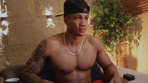 Snapshot of logan_varela chatting on November 11, 2025, 2:28 pm logan_varela online show from November 11, 2025, 2:28 pm