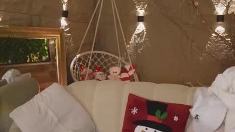 Snapshot of logan_varela chatting on November 30, 2025, 2:15 am logan_varela online show from November 30, 2025, 2:15 am