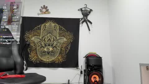 Snapshot of logan_whitters01 chatting on October 31, 2025, 11:55 am LOGAN WHITTERS online show from October 31, 2025, 11:55 am