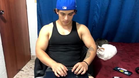 Snapshot of logan_x3 chatting on January 16, 2025, 7:28 am Logan online show from January 16, 2025, 7:28 am