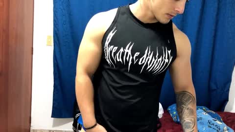 Snapshot of logan_x3 chatting on January 17, 2025, 4:39 am Logan online show from January 17, 2025, 4:39 am