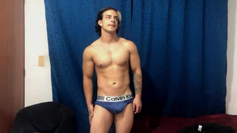 Snapshot of logan_x3 chatting on January 28, 2025, 7:43 am Logan online show from January 28, 2025, 7:43 am