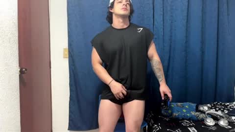 Snapshot of logan_x3 chatting on September 18, 2025, 4:14 am Logan online show from September 18, 2025, 4:14 am