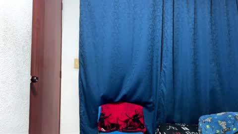 Snapshot of logan_x3 chatting on October 17, 2025, 4:15 am Logan online show from October 17, 2025, 4:15 am