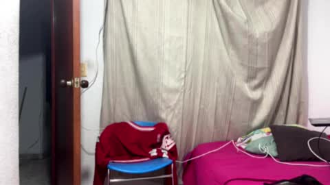 Snapshot of logan_x3 chatting on March 6, 2026, 4:20 am Logan online show from March 6, 2026, 4:20 am