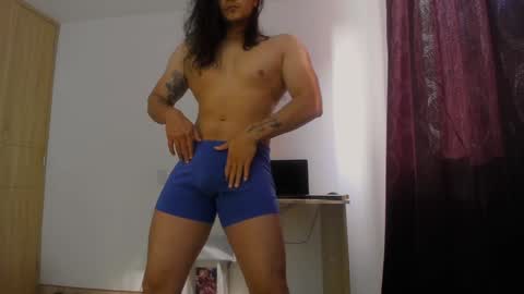 Snapshot of loganhot22 chatting on December 3, 2024, 1:54 pm Logan online show from December 3, 2024, 1:54 pm