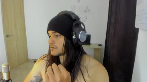 Snapshot of loganhot22 chatting on December 14, 2024, 8:34 am Logan online show from December 14, 2024, 8:34 am