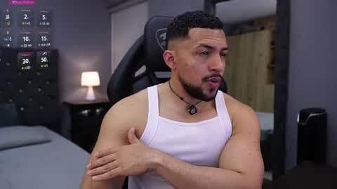 Snapshot of loganmartinx chatting on June 13, 2026, 11:24 pm loganmartinx online show from June 13, 2026, 11:24 pm