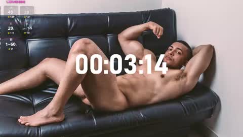 Snapshot of loganmartinx chatting on June 15, 2026, 11:07 pm loganmartinx online show from June 15, 2026, 11:07 pm