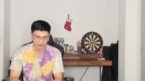 Snapshot of logannick chatting on February 18, 2025, 8:27 am Logan online show from February 18, 2025, 8:27 am