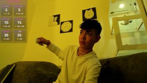 Snapshot of logantwink18 chatting on September 14, 2025, 10:20 pm logantwink18 online show from September 14, 2025, 10:20 pm