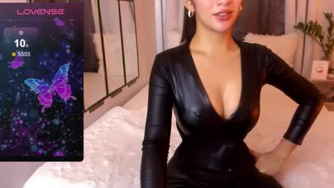 Mistress L online show from March 31, 2026, 3:23 pm