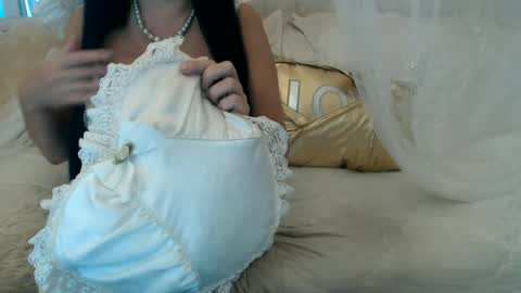Lilu online show from July 5, 2026, 6:09 am