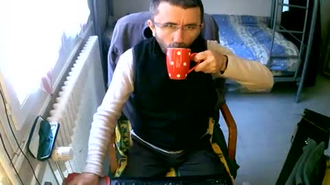 lokoum39 online show from December 12, 2024, 11:18 am