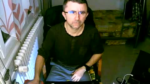 lokoum39 online show from February 5, 2025, 6:59 pm