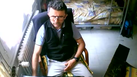 lokoum39 online show from September 21, 2025, 10:28 am