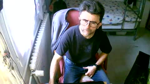 lokoum39 online show from February 17, 2026, 11:18 am