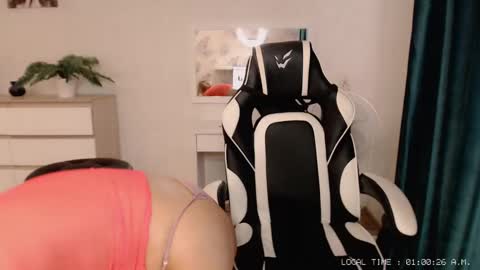  Lola  online show from January 16, 2025, 8:00 am