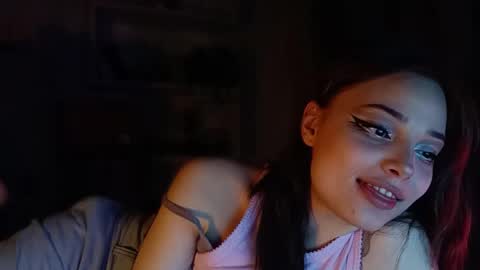 lola online show from April 16, 2026, 2:07 pm