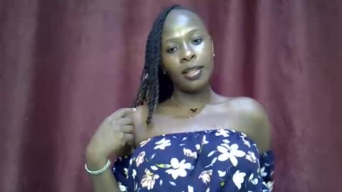 lola_beib online show from May 7, 2026, 9:14 am