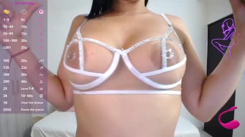 Lola Calypso online show from June 8, 2026, 1:28 am