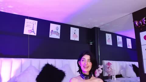 Snapshot of lola_creamy chatting on March 5, 2025, 4:46 pm Lola online show from March 5, 2025, 4:46 pm