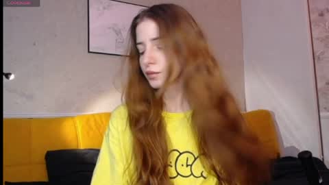 Snapshot of lola_dinky chatting on April 3, 2026, 4:05 pm Lola online show from April 3, 2026, 4:05 pm