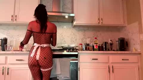 lola_la_lita online show from September 22, 2025, 6:10 pm